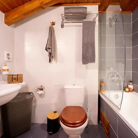 Host2u Penthouse 2-bedrooms The View - Free Parking *