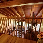 Host2u Penthouse 2-bedrooms The View - Free Parking Daire