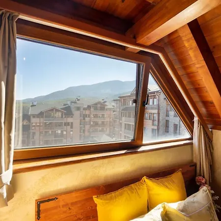 Host2u Penthouse 2-bedrooms The View - Free Parking 아파트 반스코