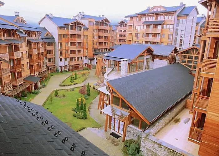 Host2u Penthouse 2-bedrooms The View - Free Parking Apartment *