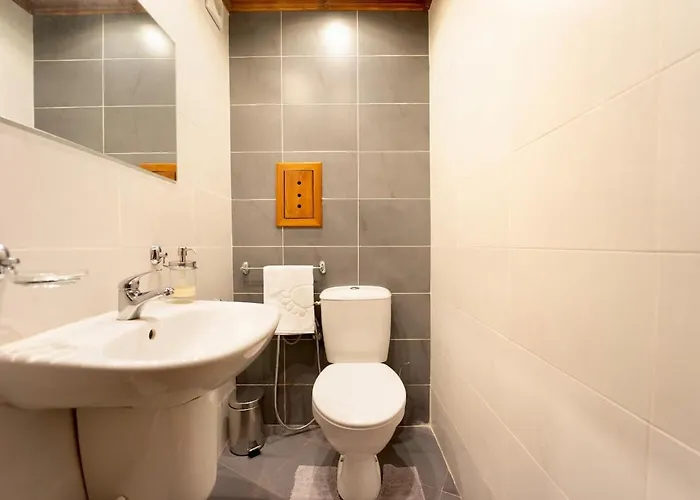 Host2u Penthouse 2-bedrooms The View - Free Parking Bansko