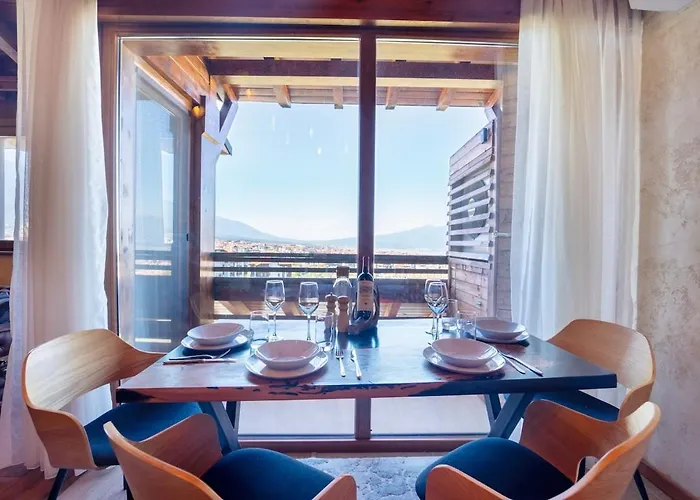 Host2u Penthouse 2-bedrooms The View - Free Parking * Bansko