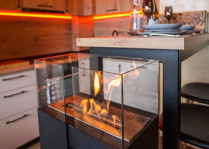 Host2u Penthouse 2-bedrooms The View - Free Parking Apartment *